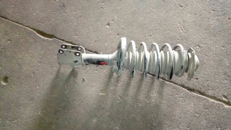 AMORTIGUADOR DELANTERO DERECHO