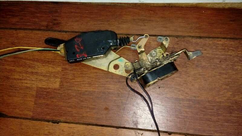 CERRADURA PUERTA DELANTERA IZQUIERDA 