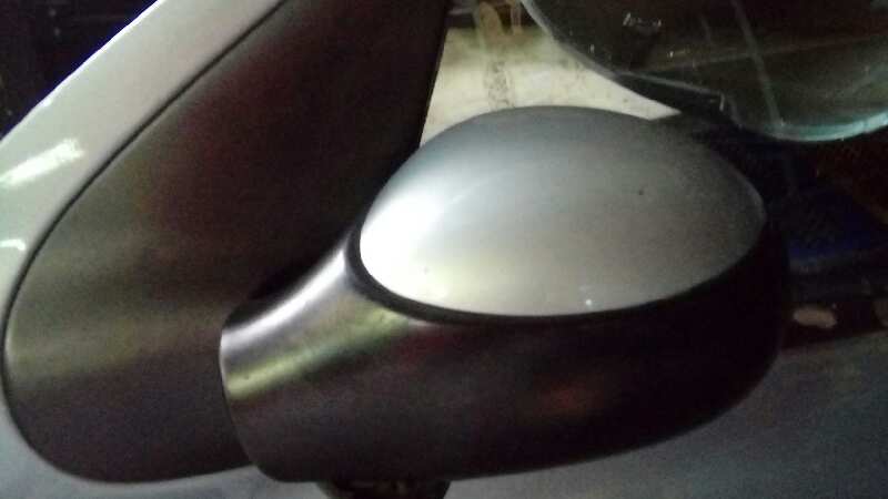 RETROVISOR IZQUIERDO