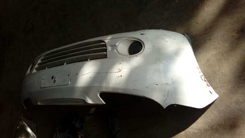 PARAGOLPES DELANTERO