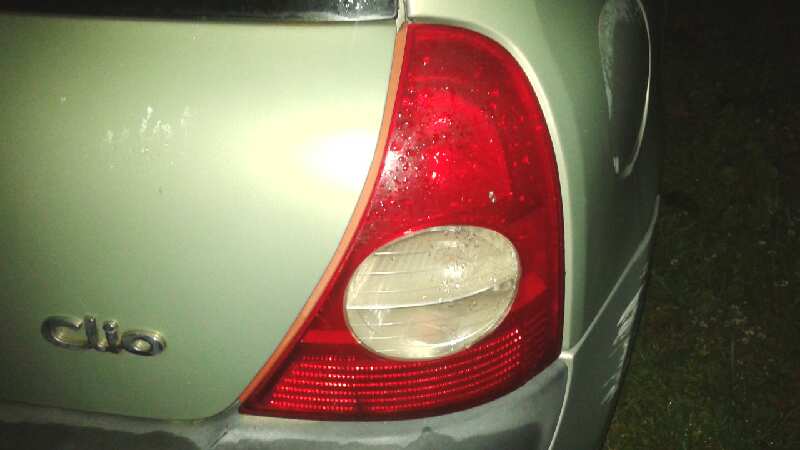 PILOTO TRASERO DERECHO