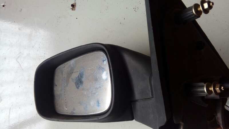 RETROVISOR IZQUIERDO