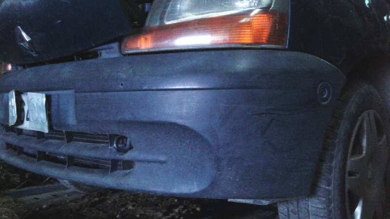 PARAGOLPES DELANTERO