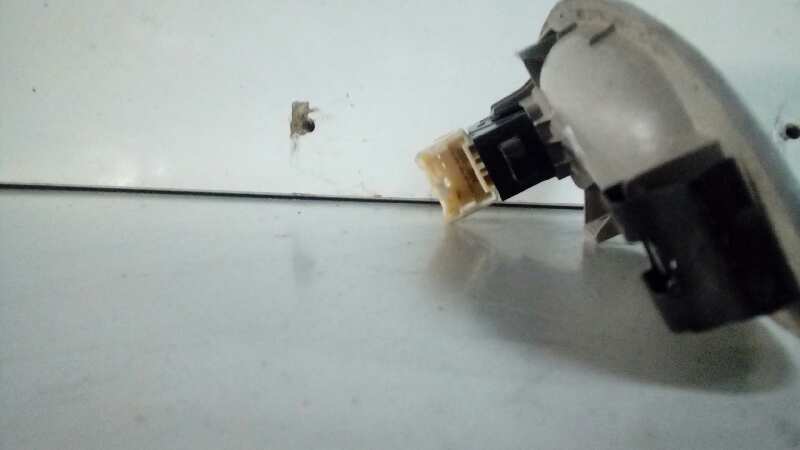 MANDO ELEVALUNAS DELANTERO DERECHO