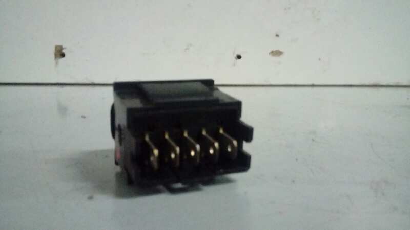 MANDO ELEVALUNAS DELANTERO IZQUIERDO 