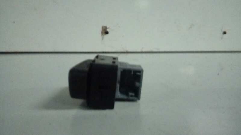 MANDO ELEVALUNAS DELANTERO IZQUIERDO 