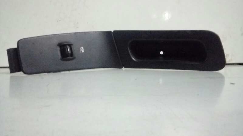 MANDO ELEVALUNAS TRASERO DERECHO