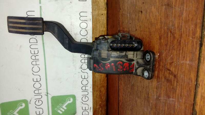 PEDAL ACELERADOR
