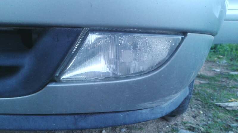 FARO ANTINIEBLA IZQUIERDO