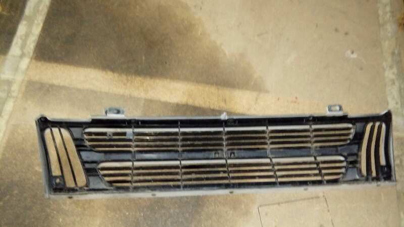 CALANDRA DELANTERA DE RADIADOR SAAB 9000 - 9000 CS