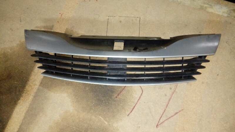 CALANDRA DELANTERA DE RADIADOR