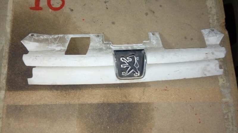 CALANDRA DELANTERA DE RADIADOR