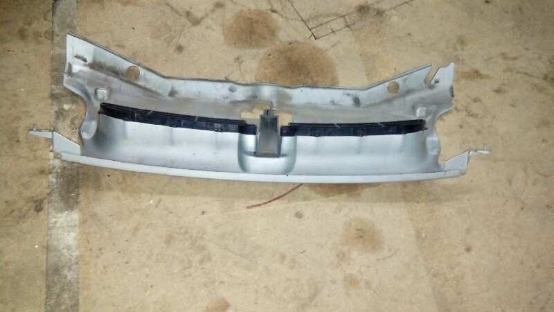 CALANDRA DELANTERA DE RADIADOR