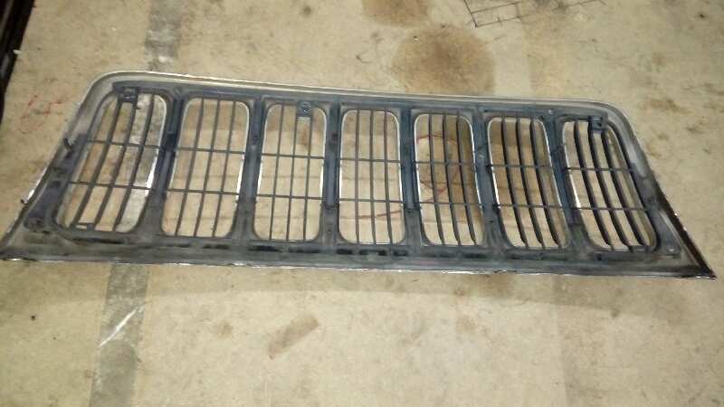 CALANDRA DELANTERA DE RADIADOR