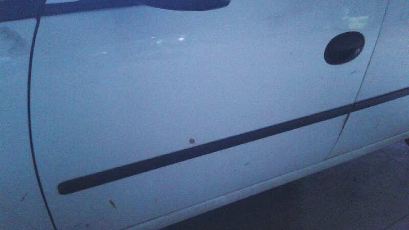 PUERTA DELANTERA IZQUIERDA