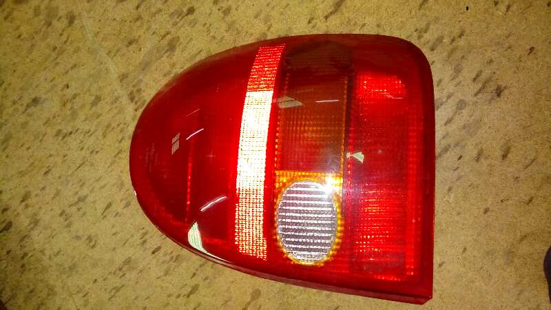 PILOTO TRASERO DERECHO