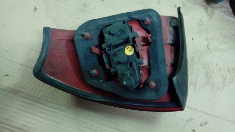 PILOTO TRASERO IZQUIERDO