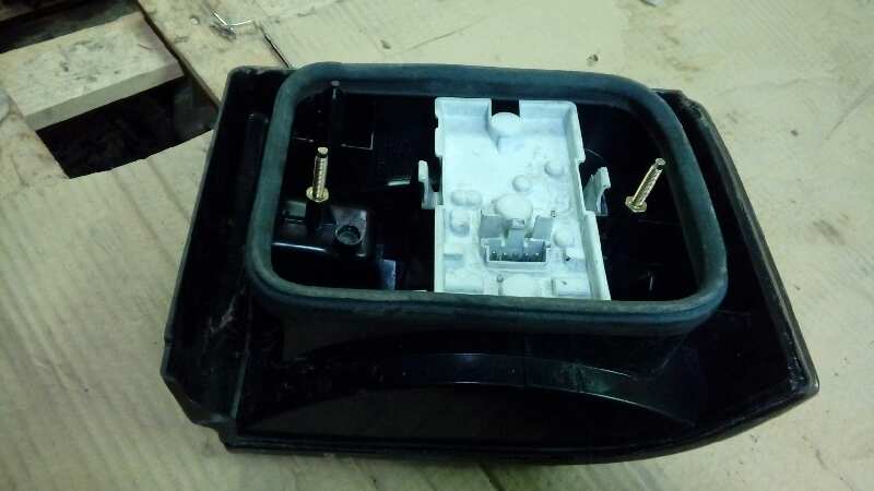 PILOTO TRASERO IZQUIERDO