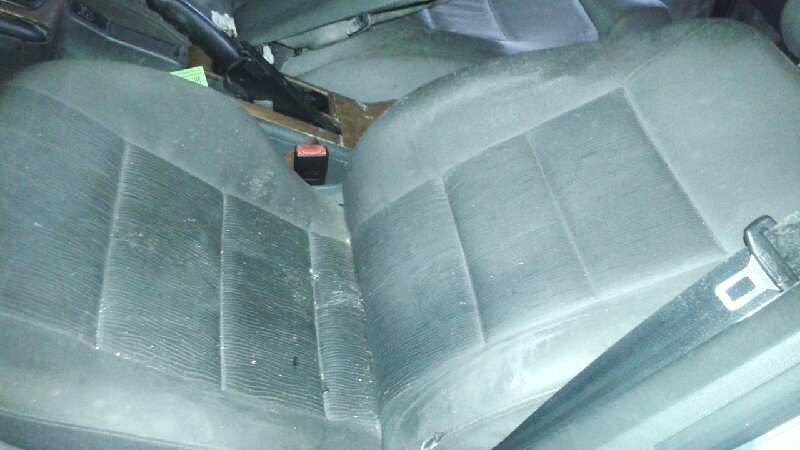 ASIENTO DELANTERO IZQUIERDO