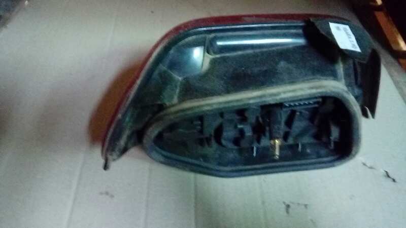 PILOTO TRASERO DERECHO