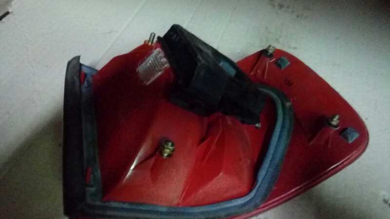 PILOTO TRASERO IZQUIERDO