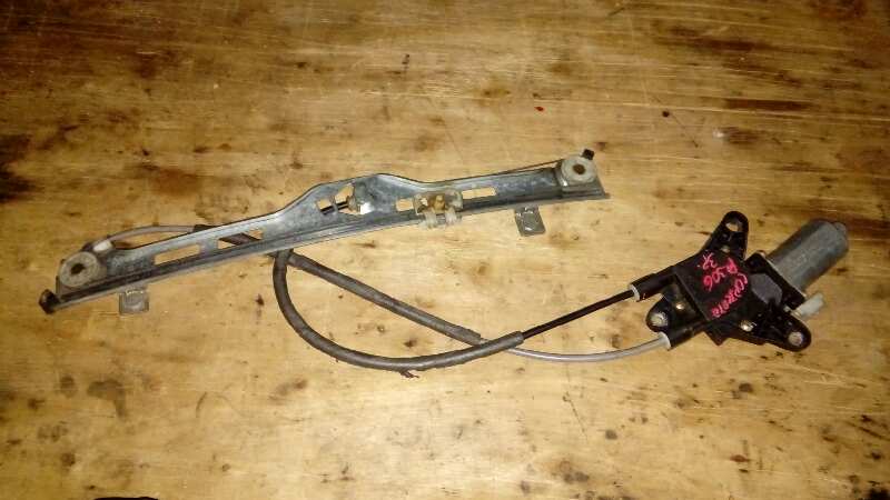 ELEVALUNAS DELANTERO DERECHO