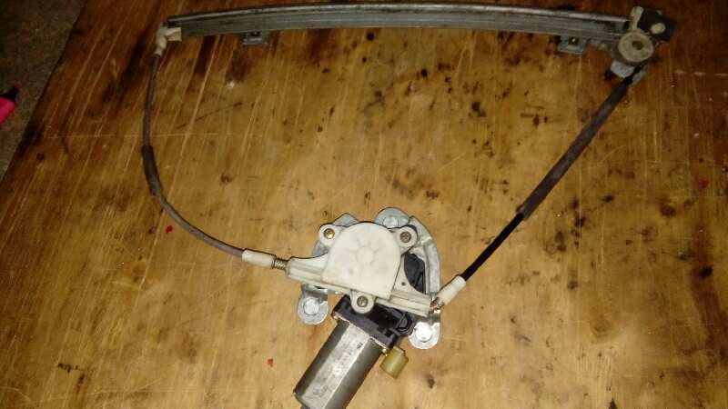 MOTOR ELEVALUNAS DELANTERO IZQUIERDO