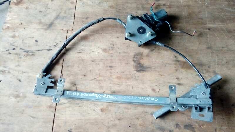 ELEVALUNAS DELANTERO IZQUIERDO