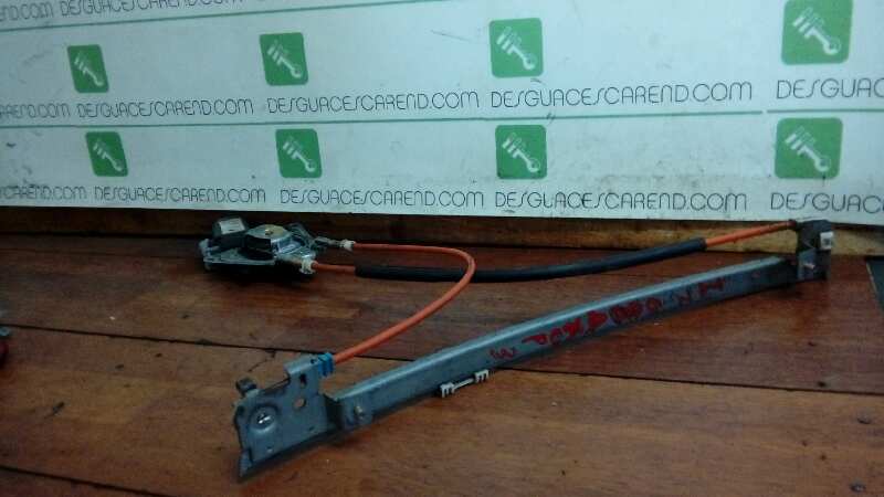 ELEVALUNAS DELANTERO IZQUIERDO