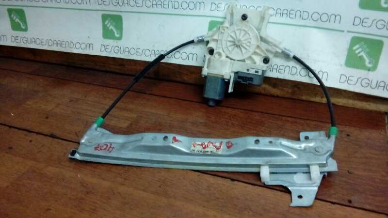 ELEVALUNAS TRASERO IZQUIERDO