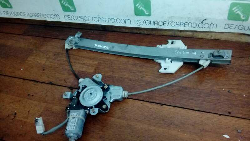 ELEVALUNAS TRASERO DERECHO