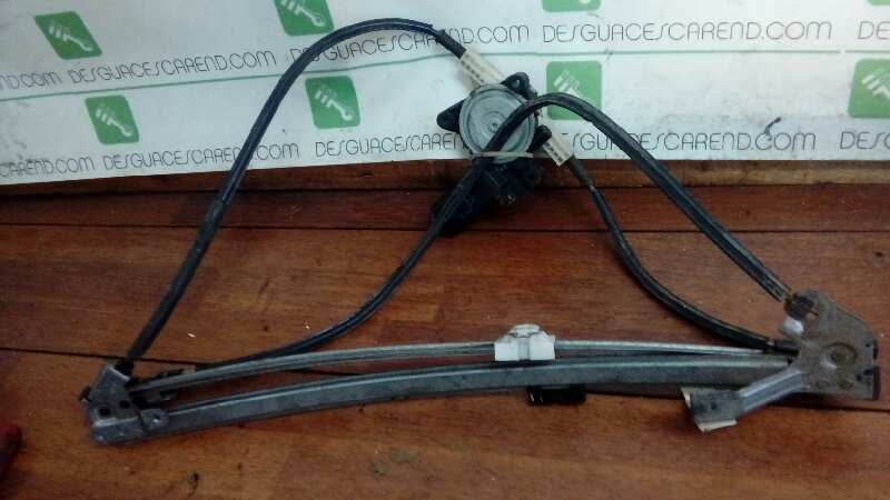 ELEVALUNAS DELANTERO IZQUIERDO