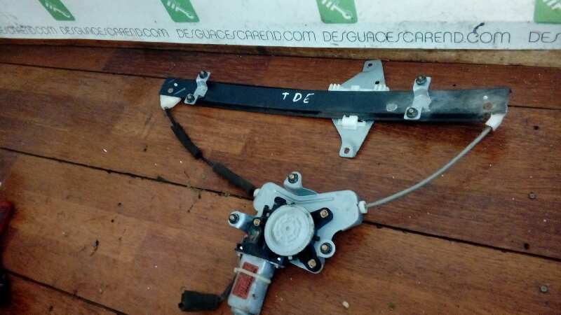 ELEVALUNAS TRASERO DERECHO