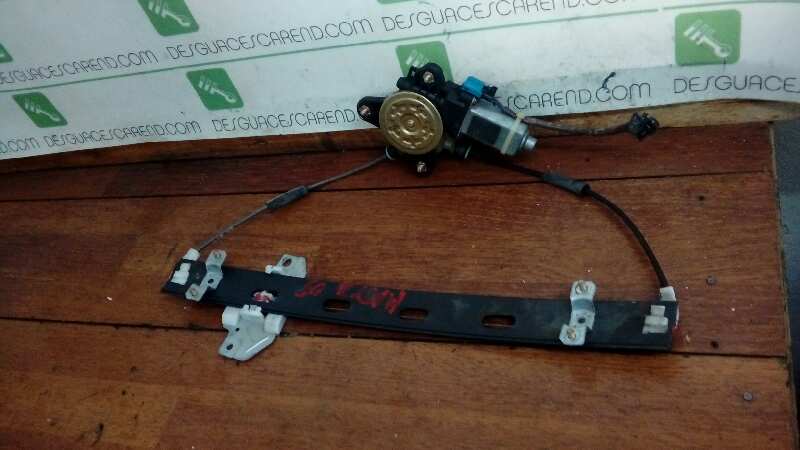 ELEVALUNAS DELANTERO IZQUIERDO