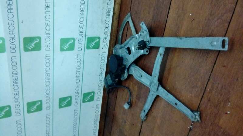 ELEVALUNAS DELANTERO DERECHO