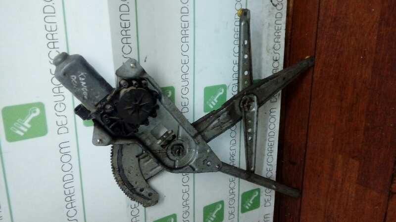 ELEVALUNAS DELANTERO DERECHO