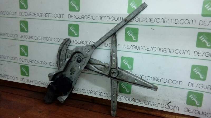 ELEVALUNAS DELANTERO IZQUIERDO