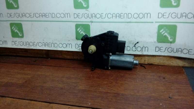 MOTOR ELEVALUNAS DELANTERO DERECHO