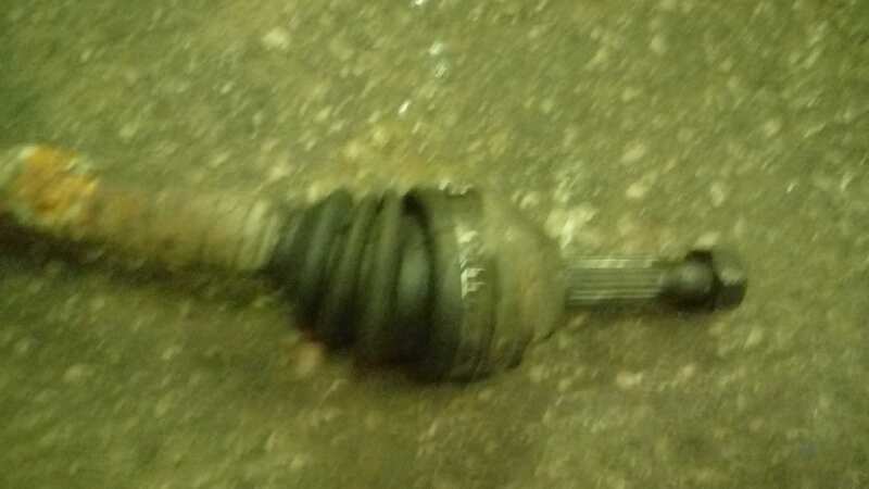 TRANSMISION DELANTERA IZQUIERDA