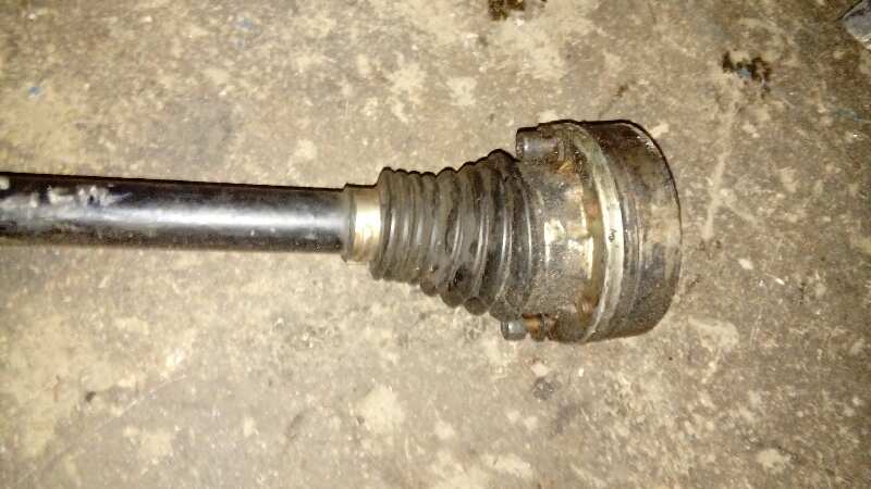 TRANSMISION DELANTERA IZQUIERDA