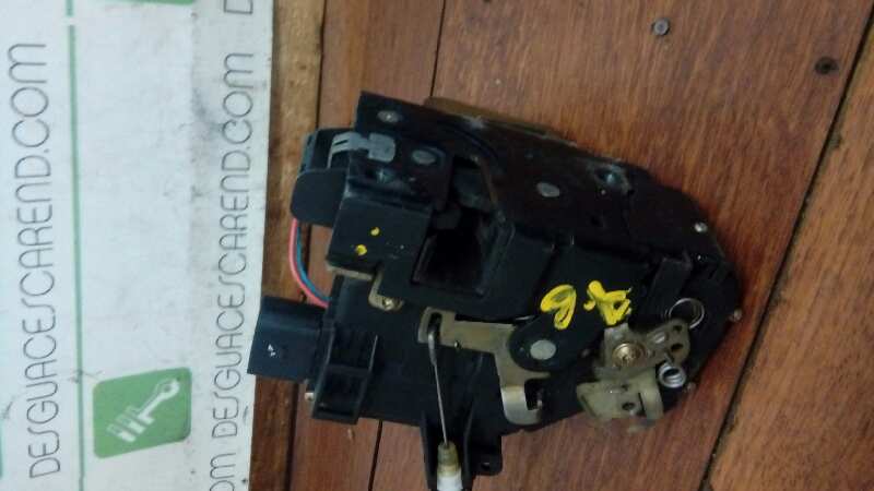 CERRADURA PUERTA DELANTERA IZQUIERDA 