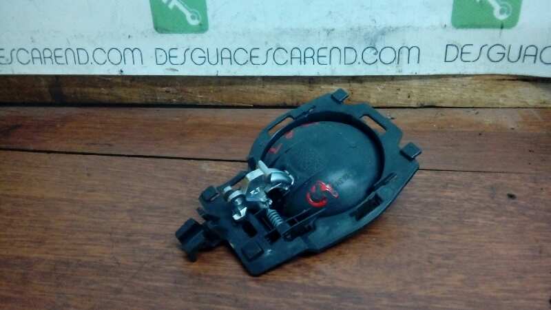 MANETA INTERIOR DELANTERA IZQUIERDA