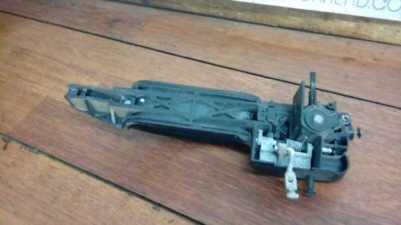 MANETA EXTERIOR DELANTERA IZQUIERDA