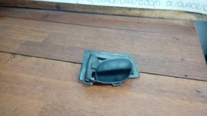 MANETA INTERIOR TRASERA DERECHA