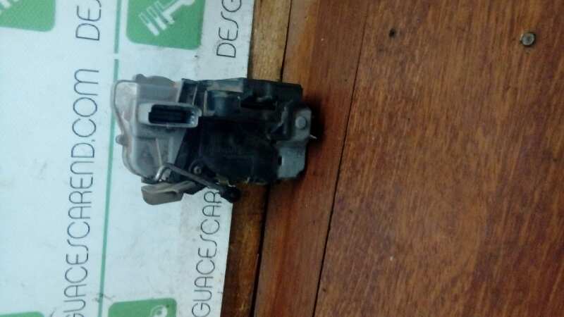 CERRADURA PUERTA DELANTERA DERECHA