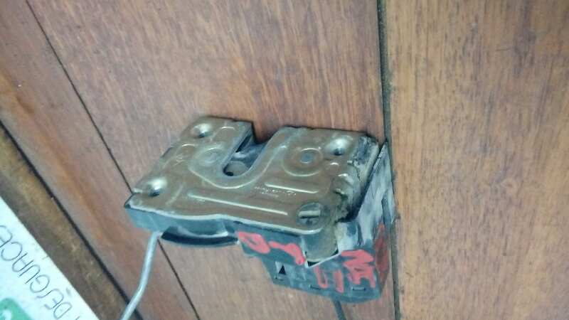 CERRADURA PUERTA TRASERA DERECHA 