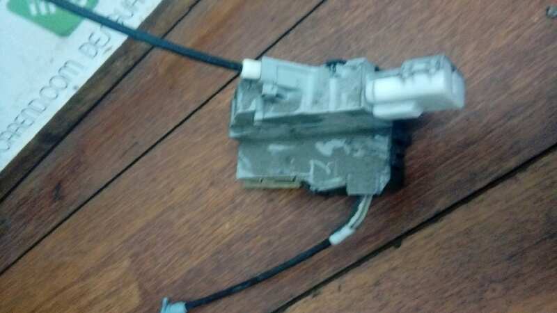 CERRADURA PUERTA TRASERA DERECHA 