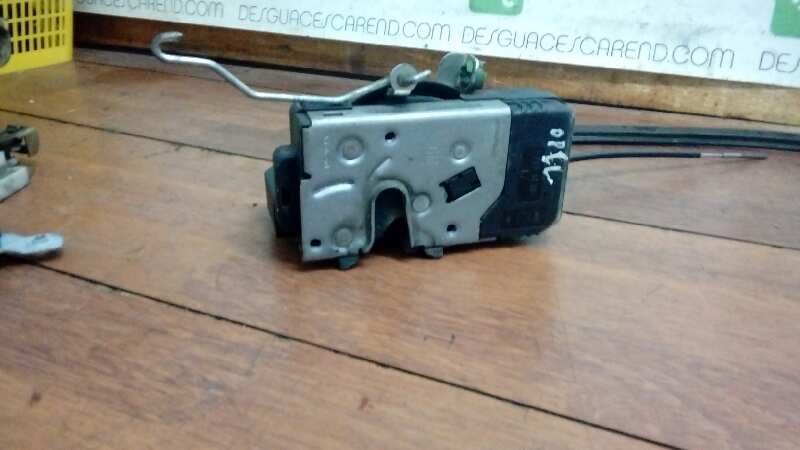 CERRADURA PUERTA DELANTERA IZQUIERDA 