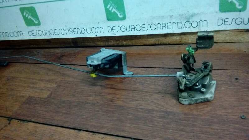 CERRADURA PUERTA TRASERA DERECHA 