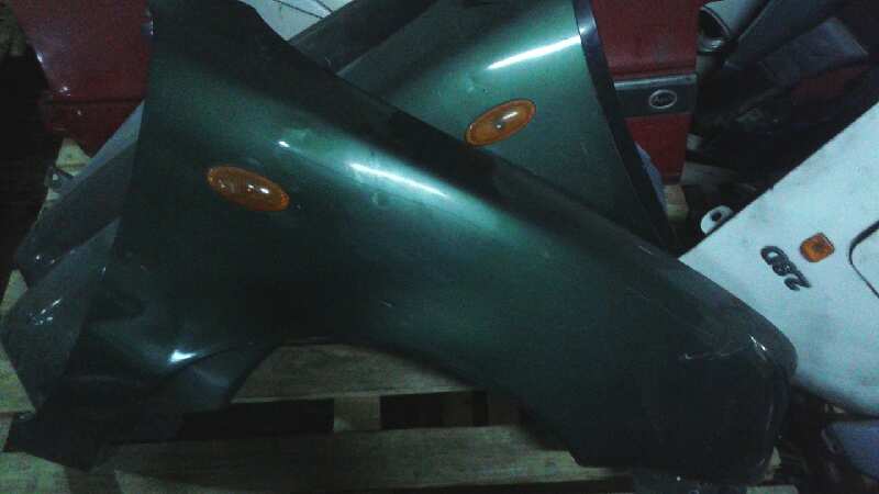 ALETA DELANTERA DERECHA